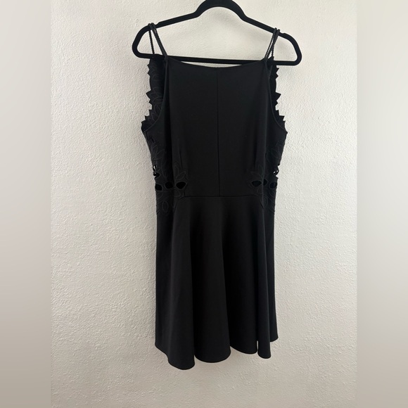 Free People black skater dress with side cut-out details size al - Picture 2 of 9